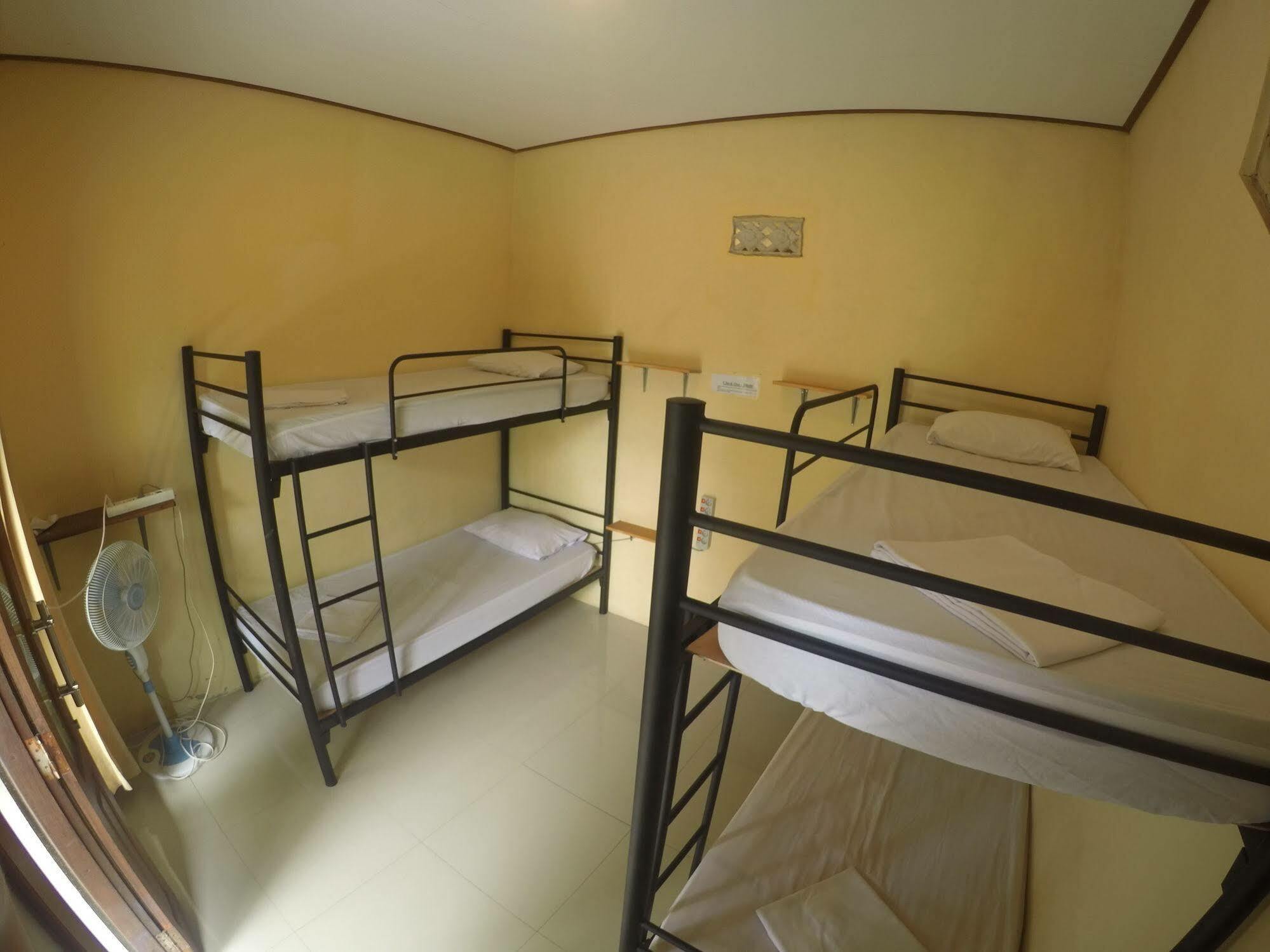 Bali Fab Dive Center Hostel Amed Kültér fotó